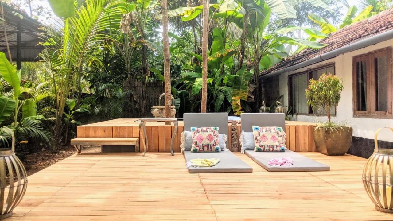 Bed and Breakfast Sunsets And Palm Trees Alappuzha Экстерьер фото